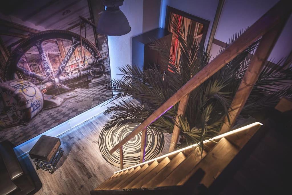 Einzigartige Ferienwohnung Bunt Wie Берлін Екстер'єр фото