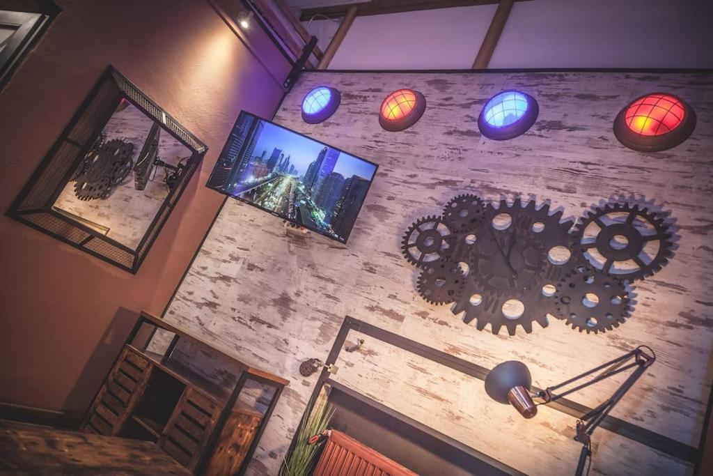 Einzigartige Ferienwohnung Bunt Wie Берлін Екстер'єр фото