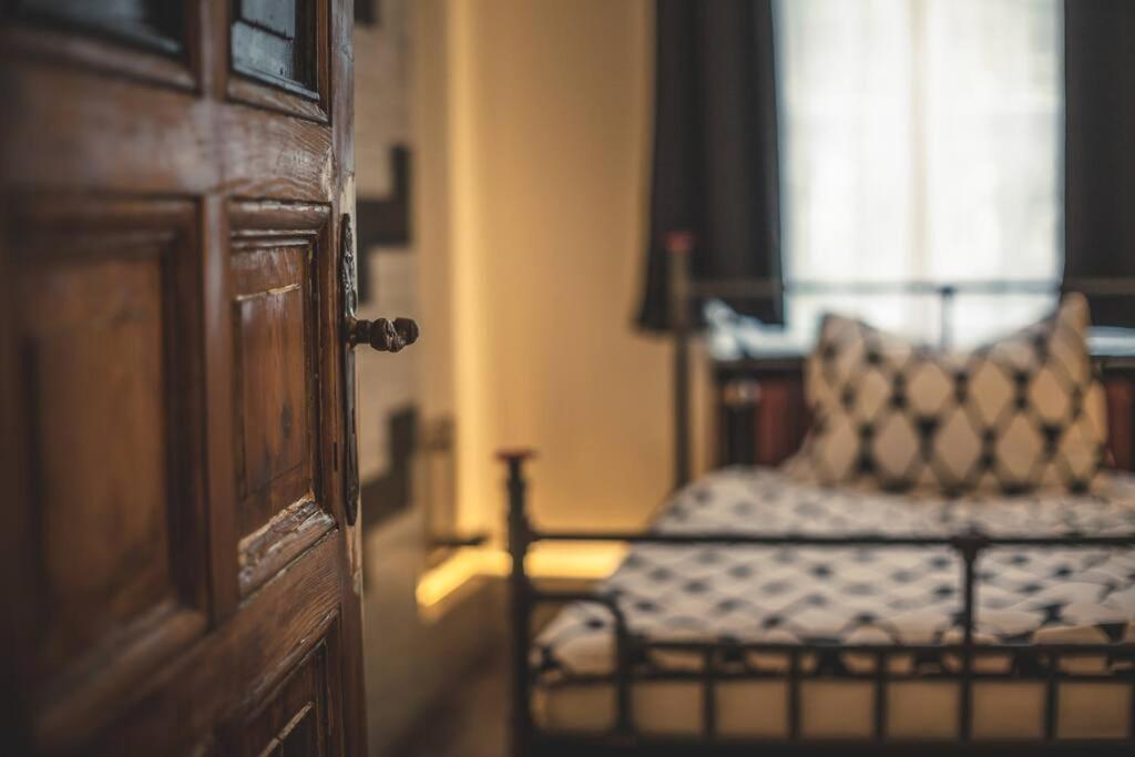 Einzigartige Ferienwohnung Bunt Wie Берлін Екстер'єр фото